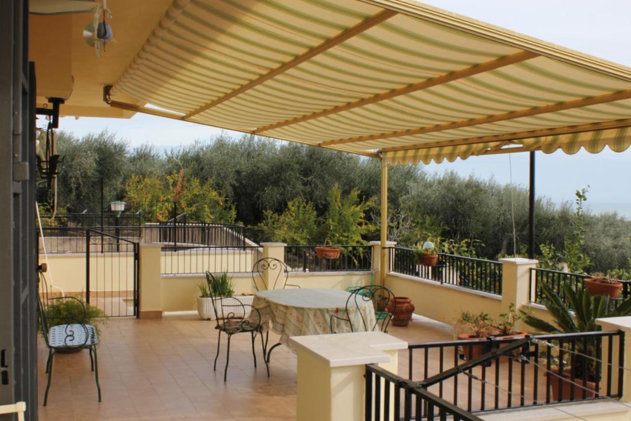 Home With Amazing View Monte SantʼAngelo Exteriér fotografie